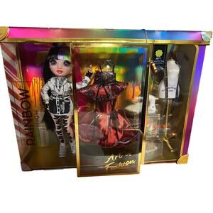 Rainbow High Doll Jett Dawson Lot Gift Set 2021 Retired Fashion Dress Shoes New